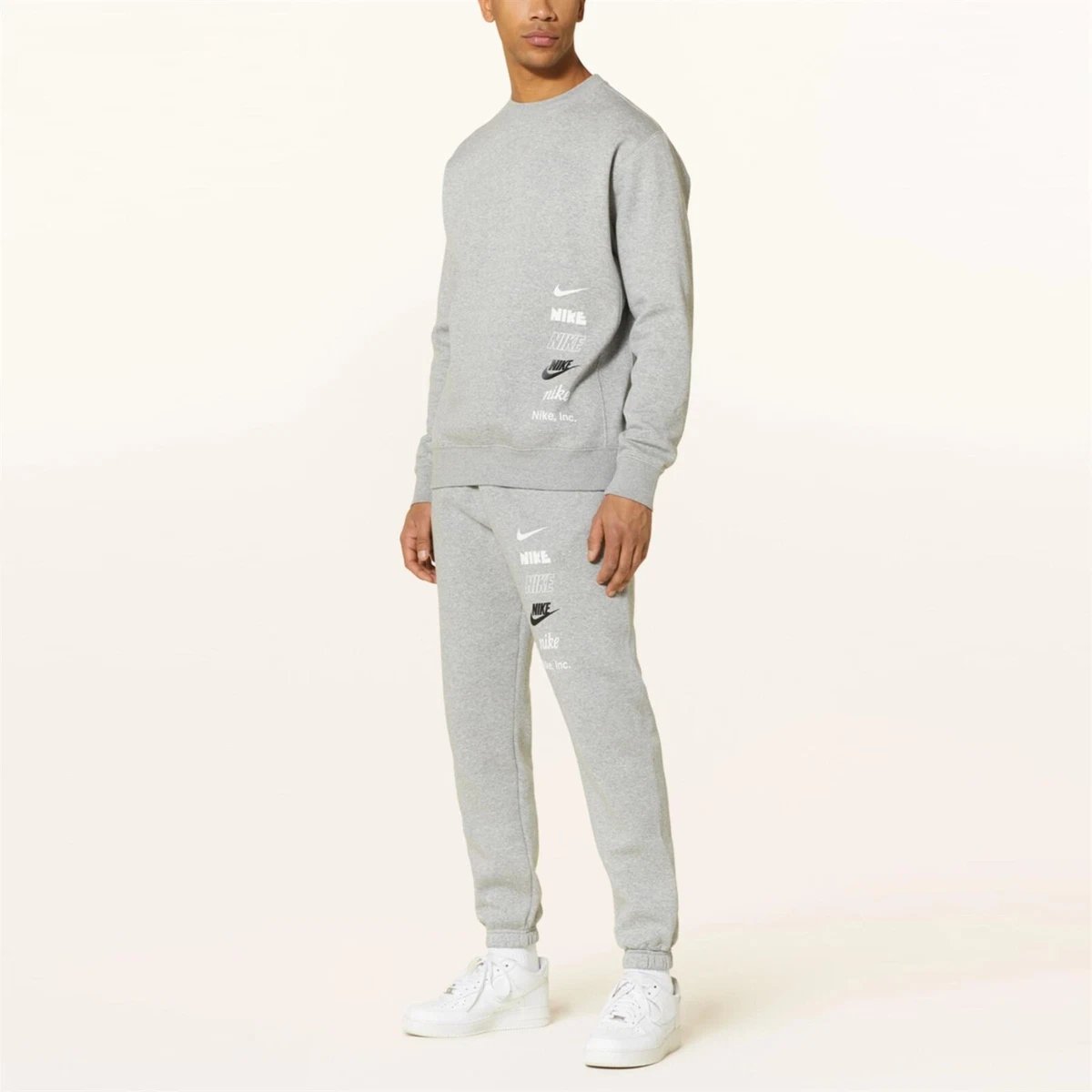 Nike Air Multi Logo Tapered Sweat Suit Jogginganzug Anzug Hose Set Fußball Sport