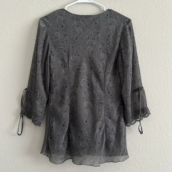 Blusa Willi Smith gris paisley talla pequeña-- Foto 2 de 4