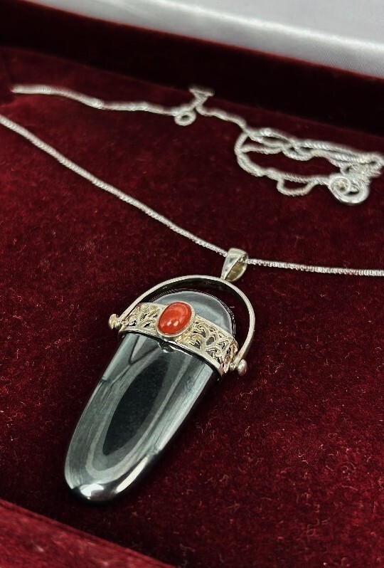 Sterling Silver Solid Hematite Pendant with Small… - image 2