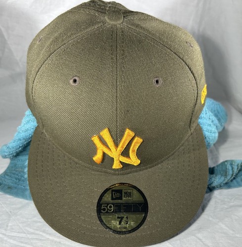 New York Yankees New Era Green/Green Uni-Tone Color 59FIFTY Fitted Hat 7 1/2