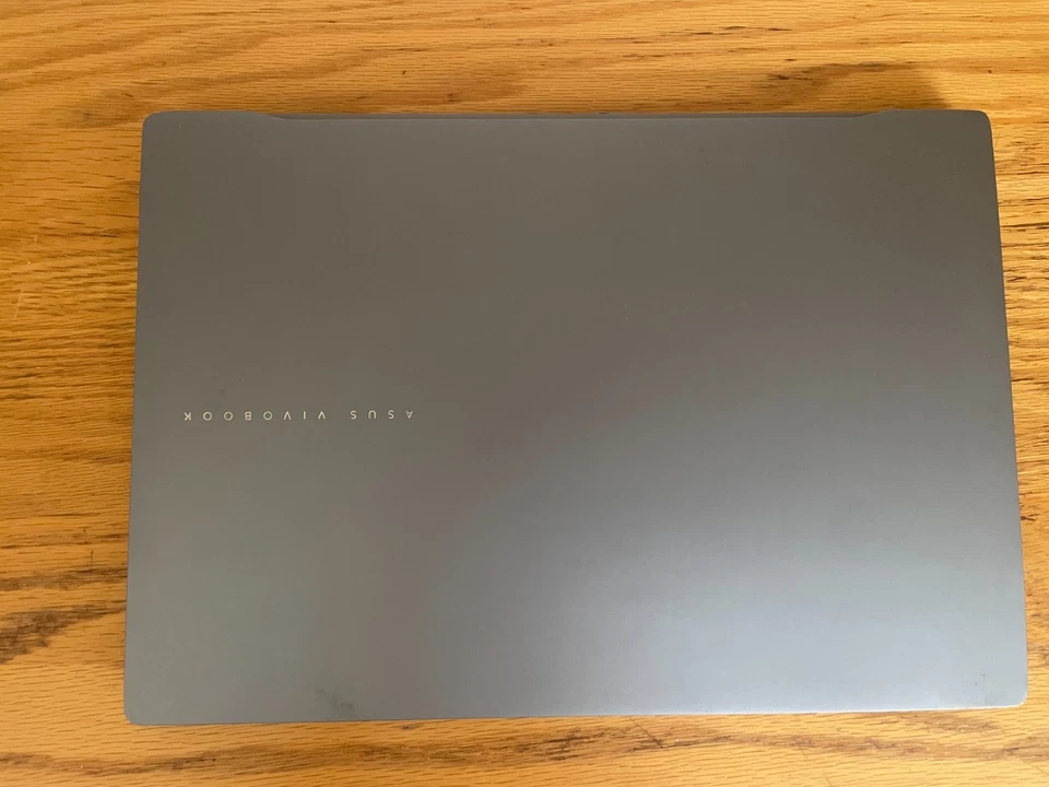 ASUS VivoBook S15 S5506MA 16GB RAM, 1TB SSD, 3K OLED, Intel Core Ultra 7 - Imagen 3 de 4