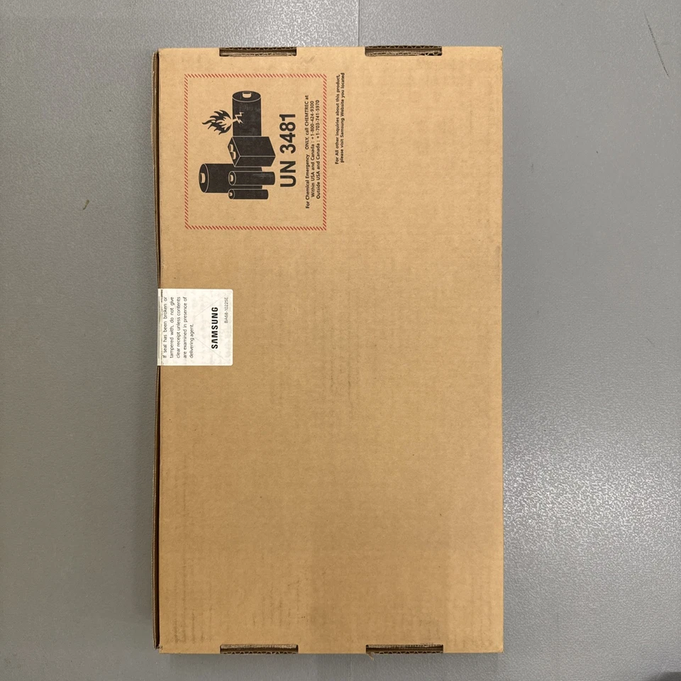 Samsung Galaxy Book Pro2 360 / NP950QED-KB1 - 1TB SSD - 16GB RAM - 15.6' AMOLED - Image 3 of 4