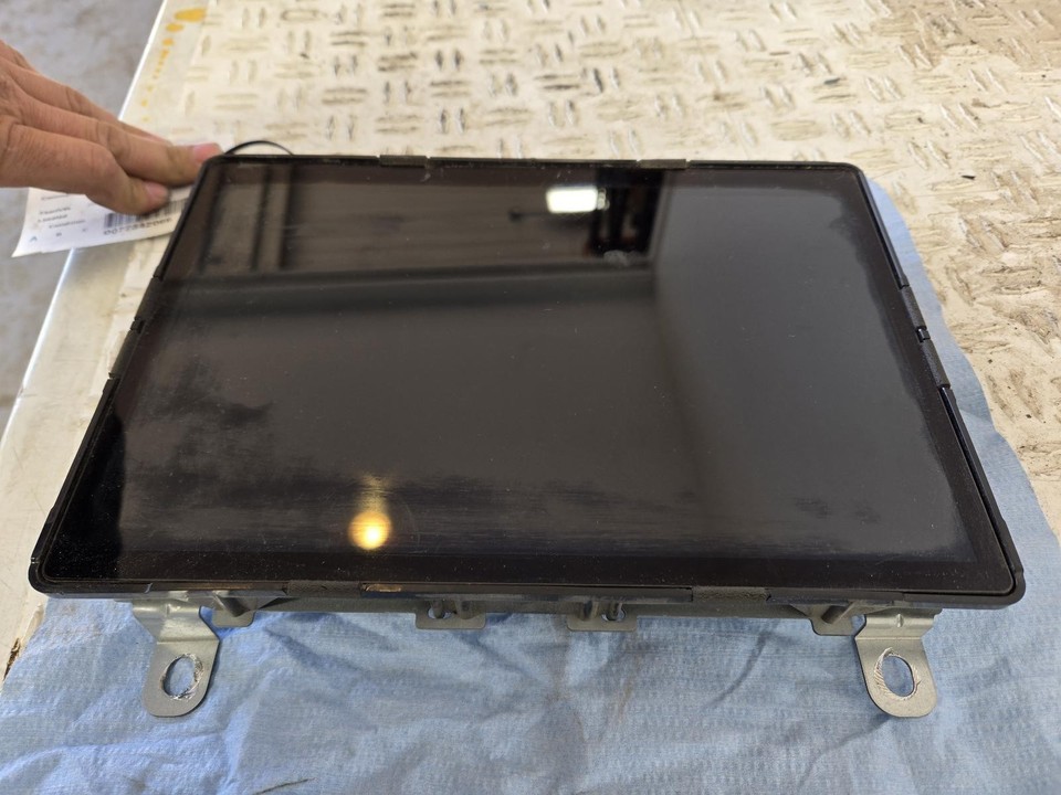 2022 F250-F350 Front Dash Radio Display, 12