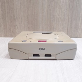 Sega Saturn console bundle with 2 controllers, 6 games & memoryJapan White