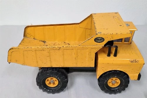 T-210 VINTAGE 60'S MIGHTY TONKA PRESSED STEEL ORANGE DUMP TRUCK