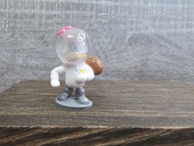 Nickelodeon Sandy The Squirrel Squarepants Figurine Cake Topper 1'' g63e