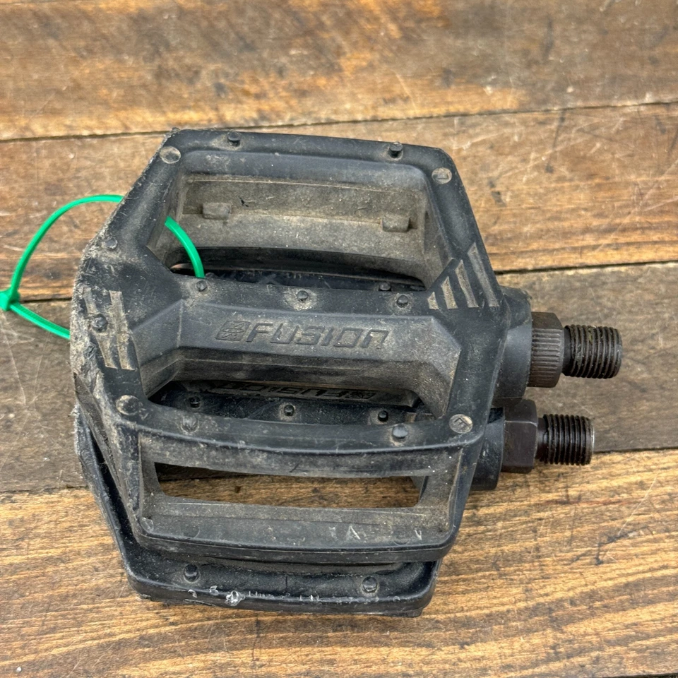 Pedales Haro Fusion 1/2” Old School BMX OPC 1 PIEZA Freestyle Negro OG Años 90 A2 Foto 4 de 4