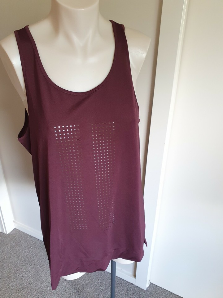 Burgundy plum Country Road workout  exercise top XS polyester sleeveless tank 
