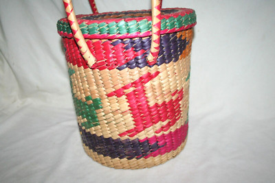 VINTAGE TALL HAND WOVEN DEER BASKET ROUND w LID MULTICOLOR ANIMAL MOTIF LARGE