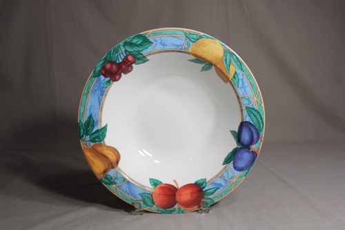 1 CASUALS BY VICTORIA & BEALE Round Serving Bowl, Forbidden Fruit Pattern - 第 1/3 張圖片