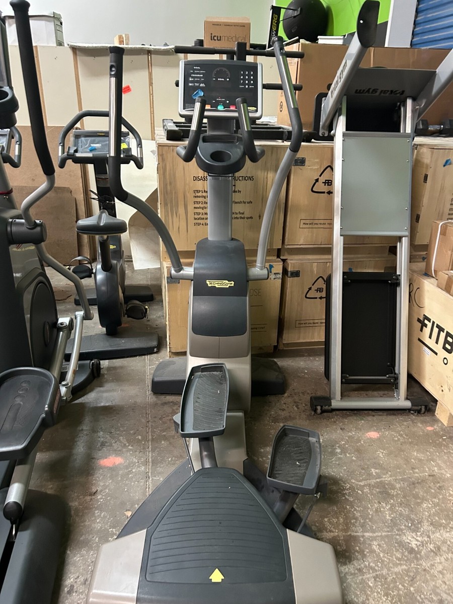 Technogym Excite Crossover 700 Lateral Multiplanar Elliptical