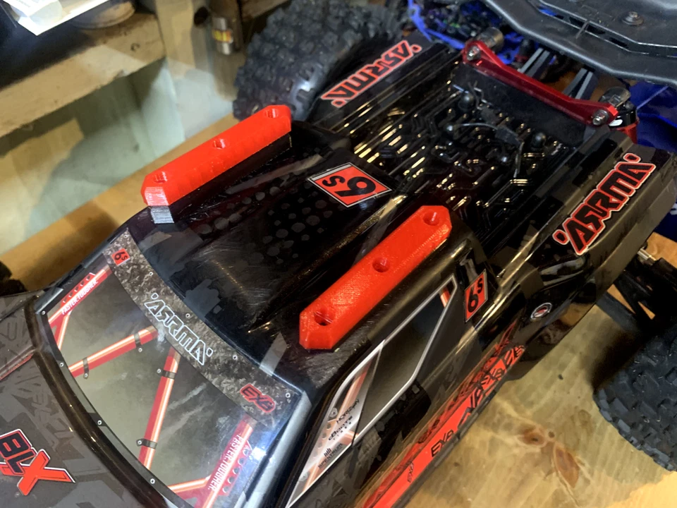 Protectores de deslizamiento de techo (Arrma Kraton/Outcast, Team Corally, Losi) Foto 3 de 4