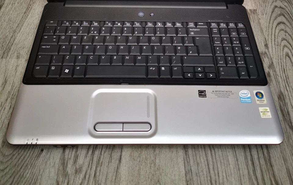 HP G60 Laptop - Black **MISSING BATTERY & NO DISPLAY** Has Marks - Image 3 of 4