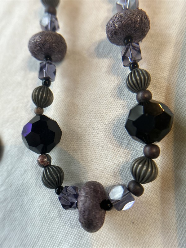 Stunning Purple & Black Glass Beads, Metal & Stone Beads Necklace Bronze Toggle