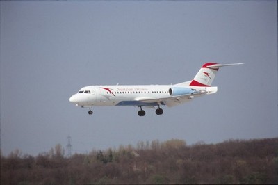 Dia Fokker 70 Austrian Arrows Flugzeug 35mm ungerahmt O88-4-4