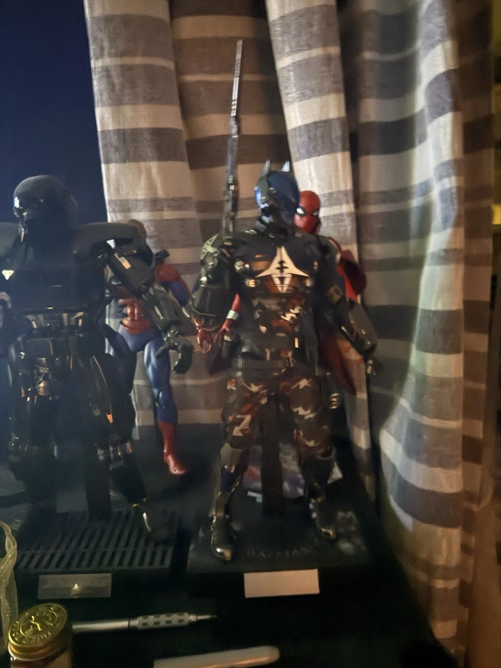 Hot Toys Arkham Knight Foto 2 de 2