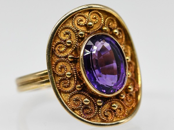 Friesischer Trachten-Ring mit Amethyst Gold 585, Gr. 55.5
