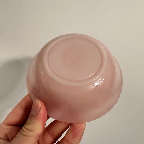 Rare HTF Set 4 Fire King ROSEITE Glass Berry Bowls - Picture 5 of 7