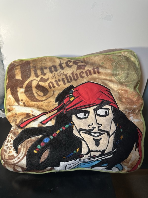 Jack Sparrow / Pirates of the Caribbean / Dead Man's Chest / Disney / Pillow
