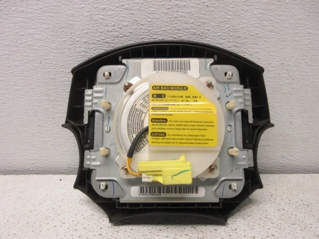 2000-2004 Subaru Legacy Driver Wheel Airbag Air Bag OEM LKQ - Image 2 of 4