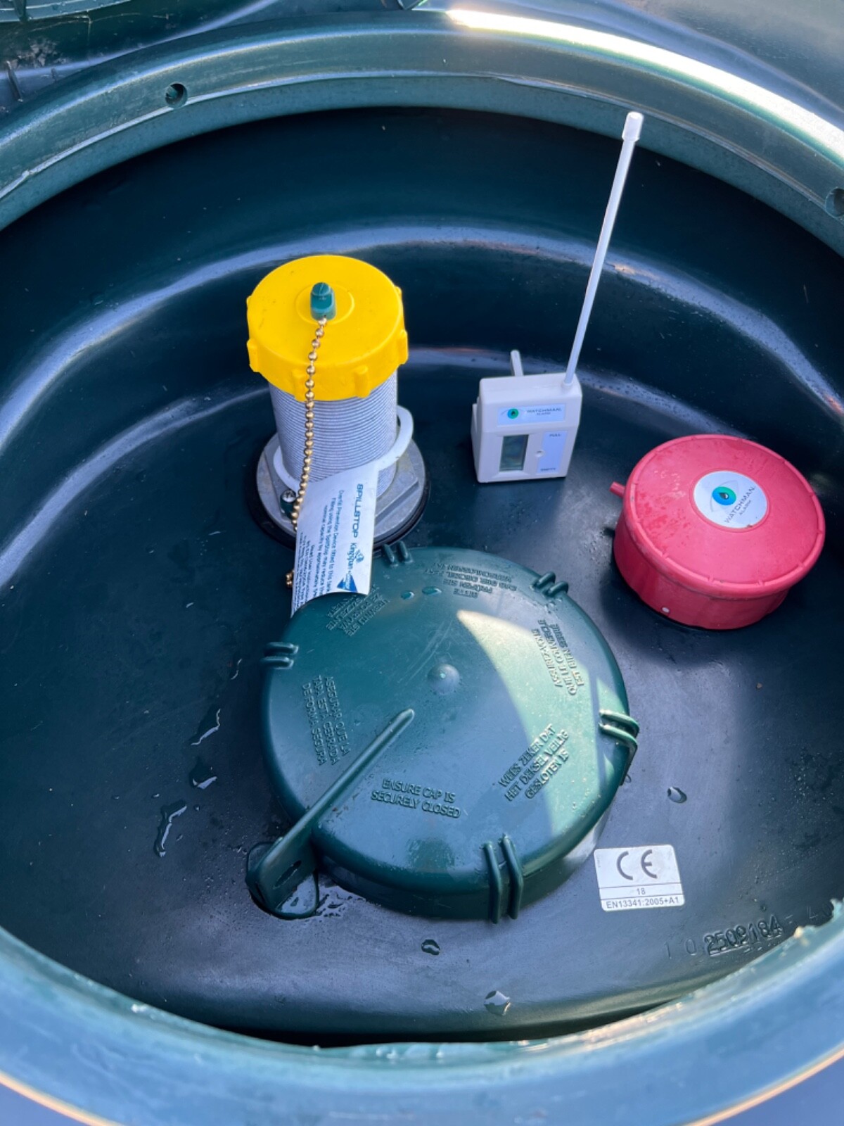 Titan esv1300 bunded oil tank with electronic watchman devise eBay