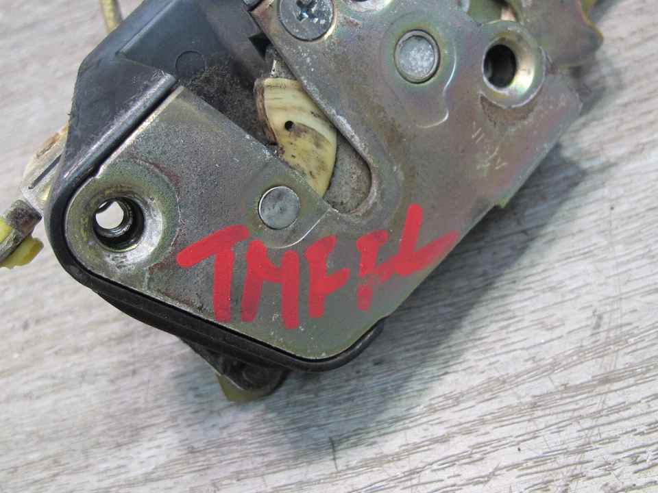 85-89 TOYOTA MR2 AW15 ATUADOR DE TRAVA DE PORTA DO MOTORISTA ESQUERDO COM CONJUNTO DE MOTOR FABRICANTE DE EQUIPAMENTO ORIGINAL - Imagem 2 de 4