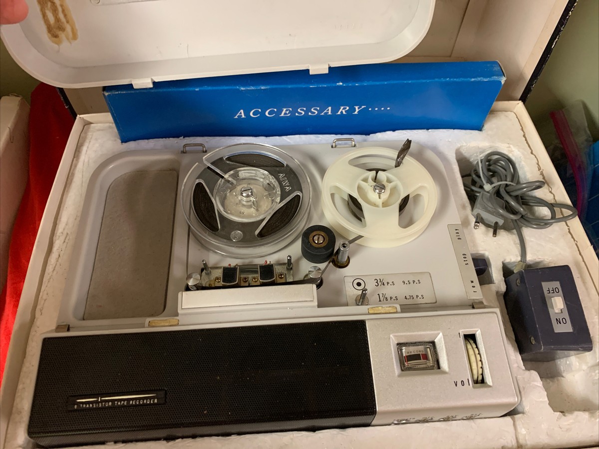 Vintage Aiwa TP-701 Reel To Reel Transistor recorder Partially