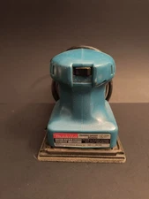 Makita Finishing Sander BO4552