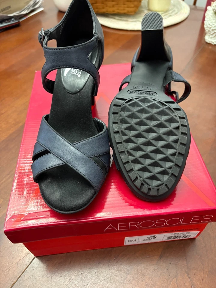 AEROSOLES Heels for women, Black crossover/Ankle Size 8M New in box - Image 2 of 4