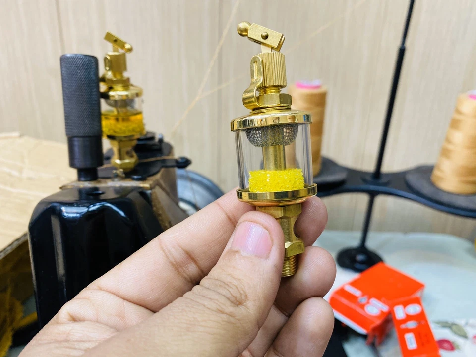 Tarro de vidrio de aceite con tapa Union Special 43200 G raro Foto 3 de 4