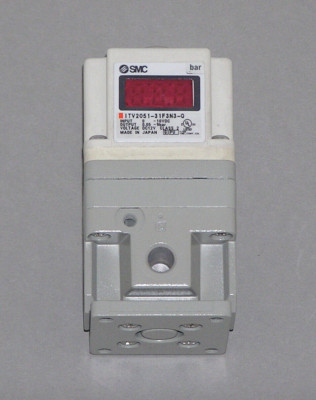 SMC ITV2051-31F3N3-Q Pneumatik Regler~ Elektro-Pneumatischer E/P Regulator ~ NEU