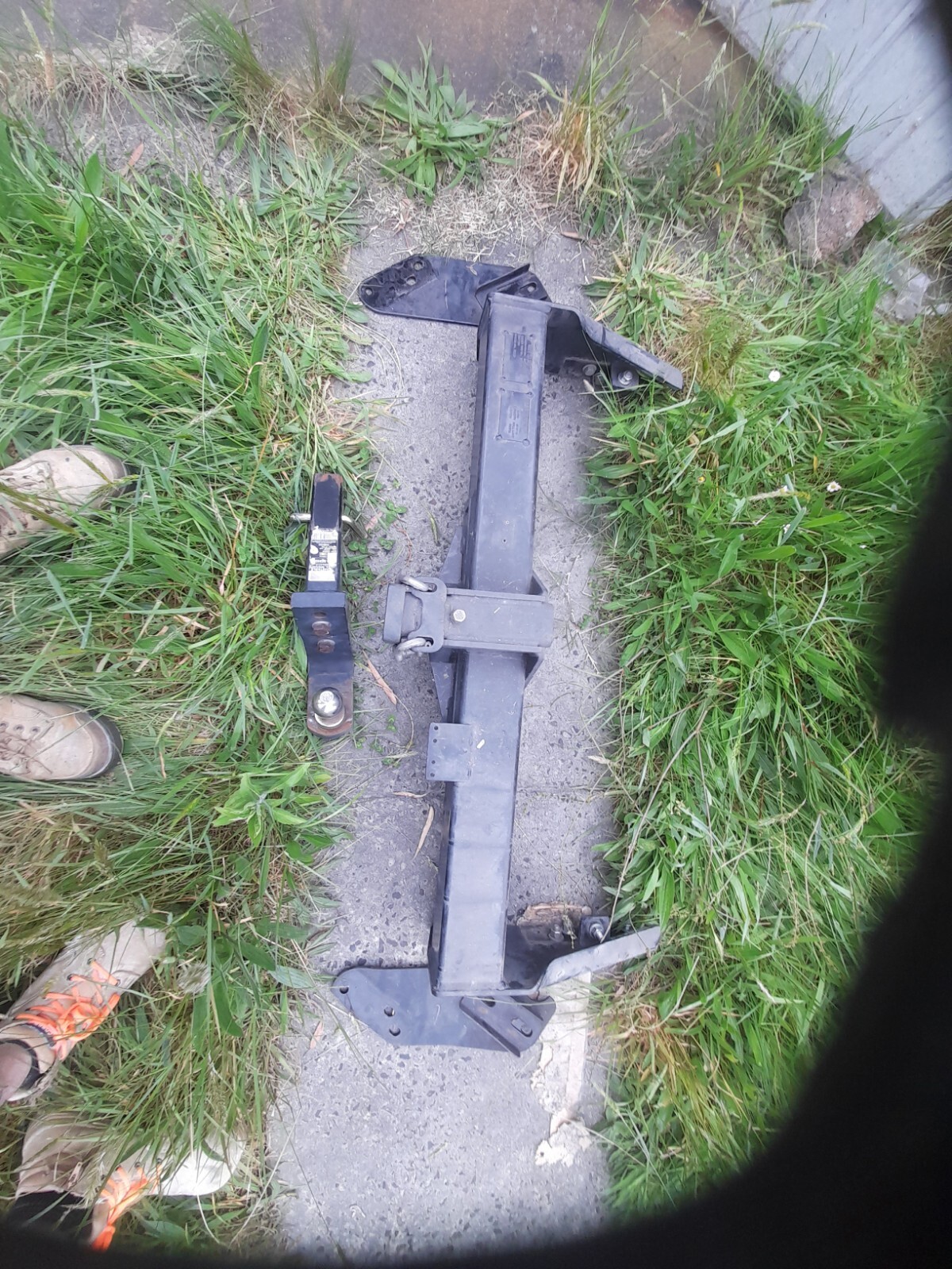 Custom Built Fully Optioned Tradesmen Ute Canopy And Heavy Duty Towbar