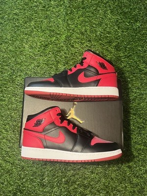 Air Jordan 1 Mid 'Banned Bred' Red Black Sneaker, Size 6Y / 7.5W BNIB 554725-074