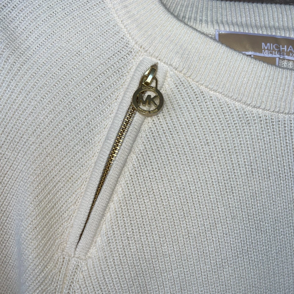Suéter Michael Kors Para Mujer Cremallera Hombro Logo Grande Hueso Marfil Dorado Nuevo Con Etiquetas Foto 3 de 4