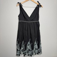 Marc Jacobs Y2K Elegant Black and White Lace Dress sz 4 silk blend