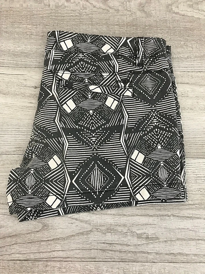 Pantalones Cortos Volcom Mujer Talla 9 Gris Blanco Diseño Geométrico  Foto 2 de 4