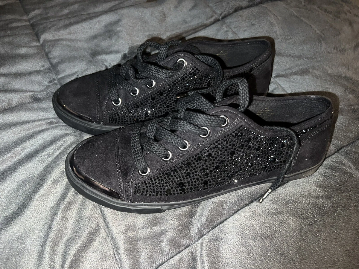2 right Nine West sneakers eBay