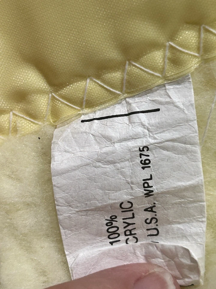 Manta de bebé tejido gofre amarillo acrílico nailon ribete 35 X 50 baliza WPL 1675 de colección Foto 3 de 4