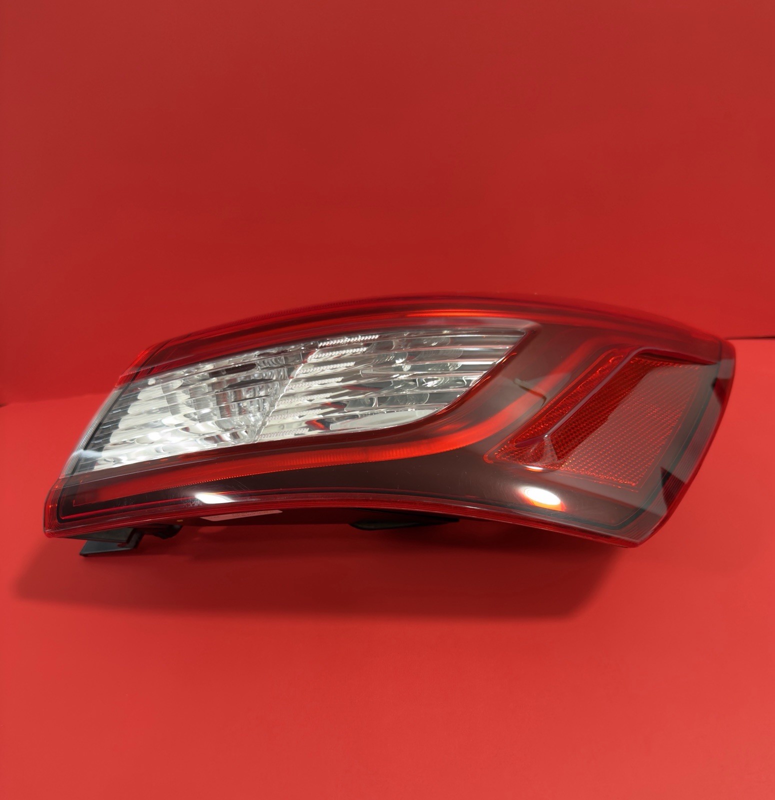 Maserati Ghibli 2014-2021 Rear Right Outer Luggage compartment light