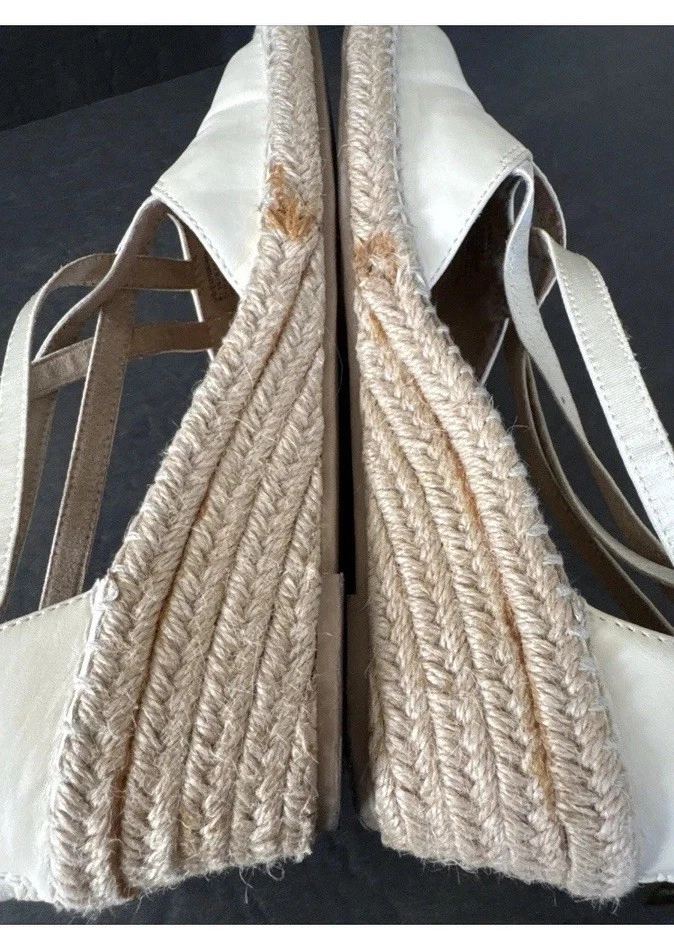 Kenneth Cole Reaction Clo Espadrille 8 码象牙色楔形鞋跟拉链后弹力 — 第 4/4 张图片