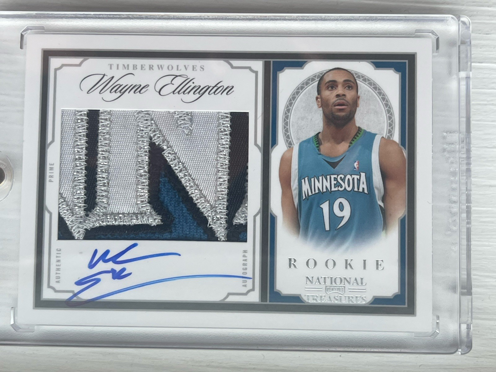 2009-10 National Treasures Wayne Ellington RPA RC #226 /99 Auto