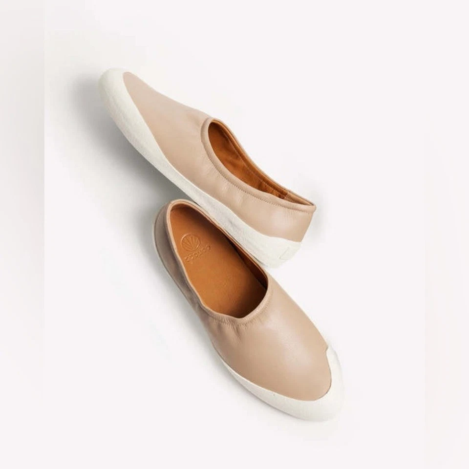 Coclico Kai Leather Sneakers in Gray Mist Sz:39 $295 - Image 4 of 4