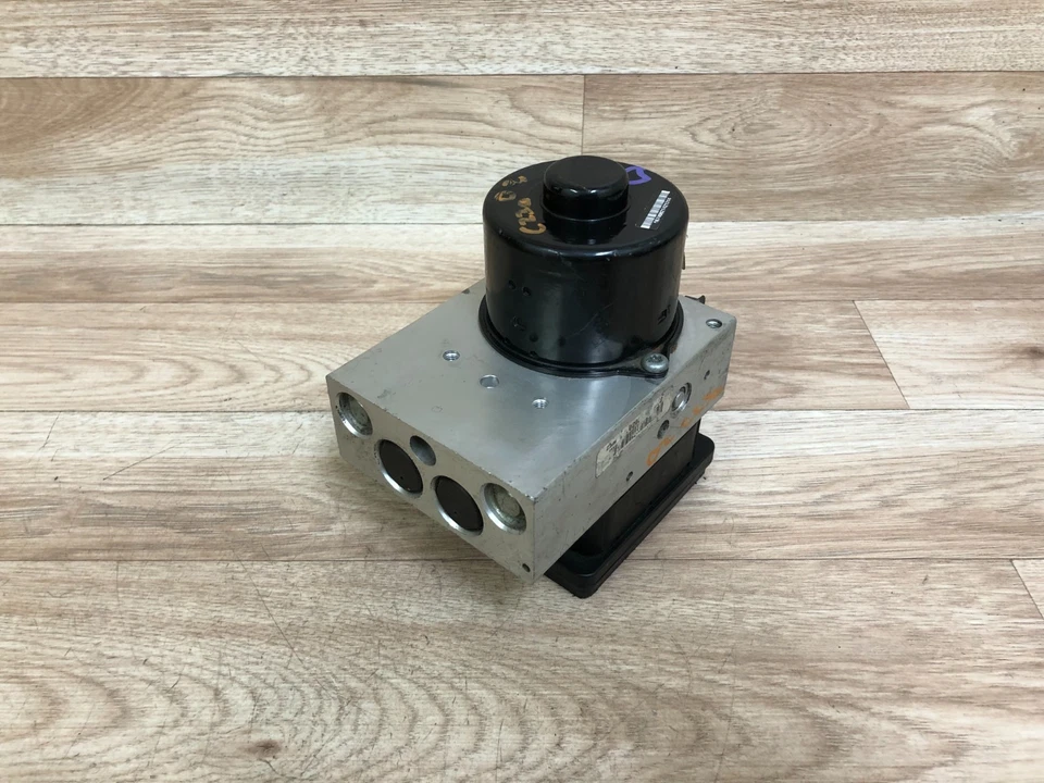 MERCEDES BENZ W203 W209 OEM ABS SISTEMA DE BOMBA DE FRENO HIDRÁULICO ANTI BLOQUEO ESP 01-05 Foto 4 de 4