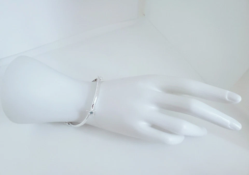 Periwinkle By Barlow Delicate Silver-Tone & Aqua Stretch Starfish Bracelet - Image 3 of 4