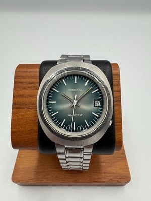 Vintage Mirexal FB7723 Swiss Quartz Watch Green Sunburst Dial Space Age 39mm