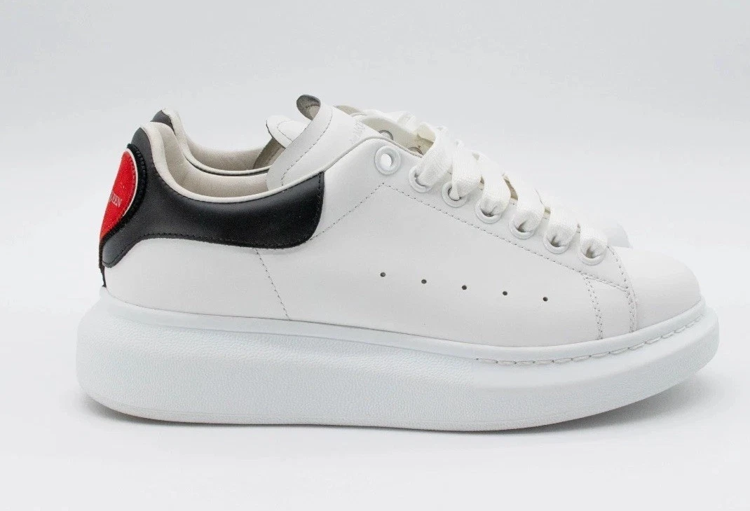 Alexander McQueen — Alexander McQueen Larry Oversized Sneaker White Black Red Heart EU 39 w/ Box