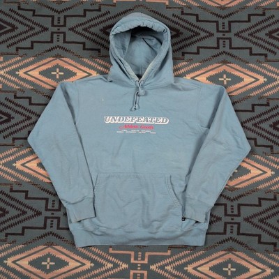 UNDEFEATED Athletic Goods Mens Hoodie Size Large Blue Pullover Sweater Faded