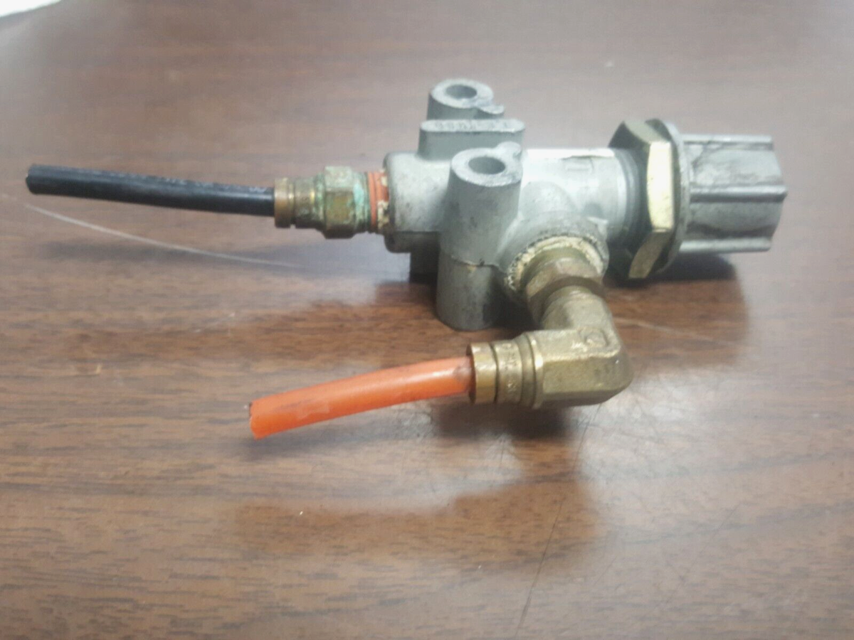 stargage R Bendix 277144N RV-1 Pressure Reducing Valve, 80 PSI
