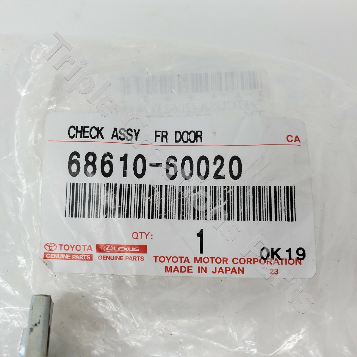 yyukオーダー分　52650 6861060020 TOYOTA GENUINE LAND CRUISER 91-97 LEXUS LX450 96