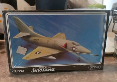 STARFIX 1:72 Douglas A-4F SKYHAWK Model Kit